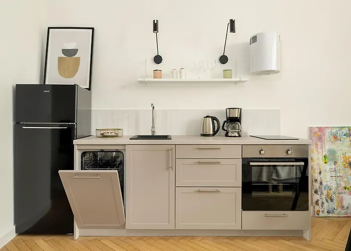 Bright Near The Zoo And Mtp By Renters Poznan